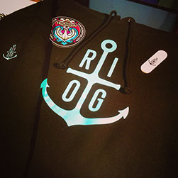 appaerel with R I O G anchor logo